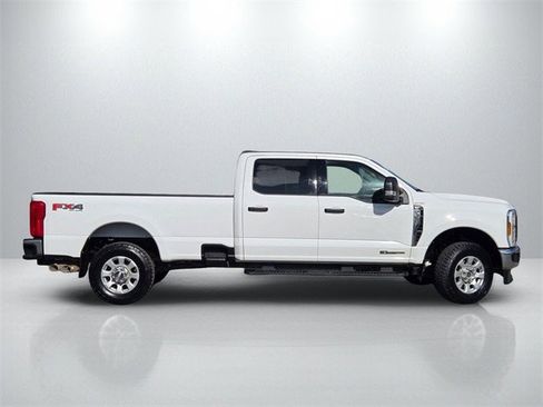 Certified 2024 Ford F350 XLT w/ FX4 Off-Road Package image 3