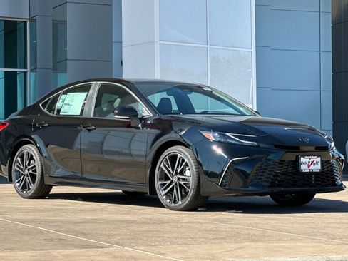 New 2026 Toyota Camry XSE FWD image 2