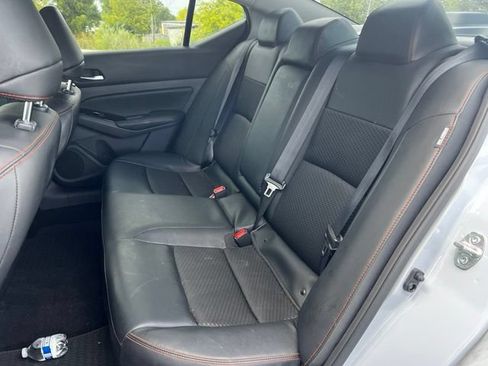 Used 2023 Nissan Altima 2.5 SR AWD/4WD image 11