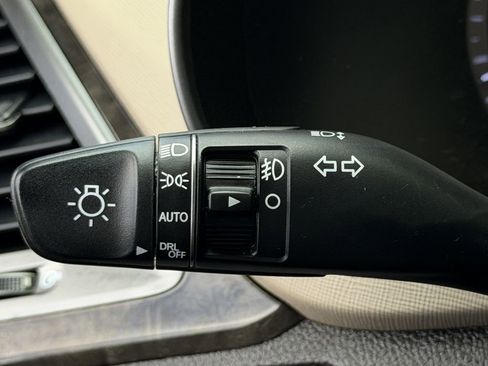 Used 2018 Hyundai Santa Fe Sport w/ 2.4L Value Package 02 FWD image 22