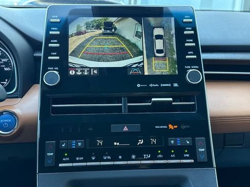 Used 2020 Toyota Avalon Limited w/ Advanced Safety Package FWD image 32