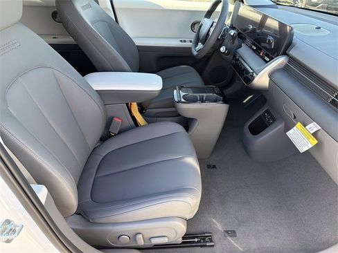 New 2026 Hyundai Ioniq 5 SEL image 13