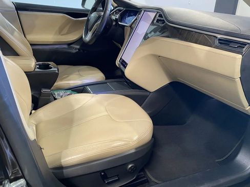 Used 2013 Tesla Model S 85 image 6