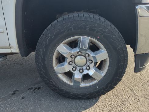 Used 2016 GMC Sierra 3500 SLE image 28