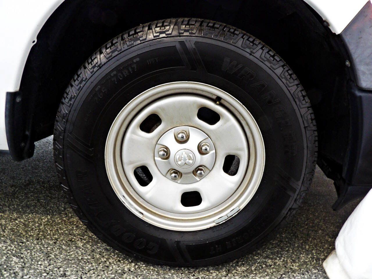 Used 2015 RAM 1500 Tradesman w/ Power & Remote Entry Group RWD image 16