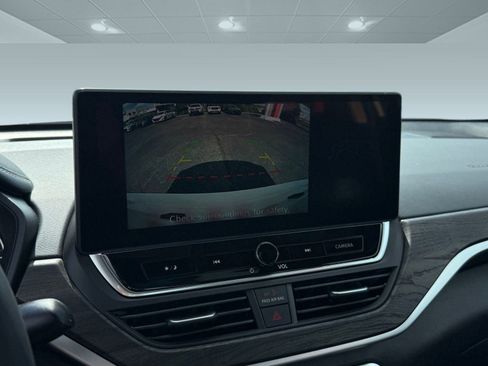 New 2025 Nissan Altima 2.5 SV w/ SV Premium Package image 30