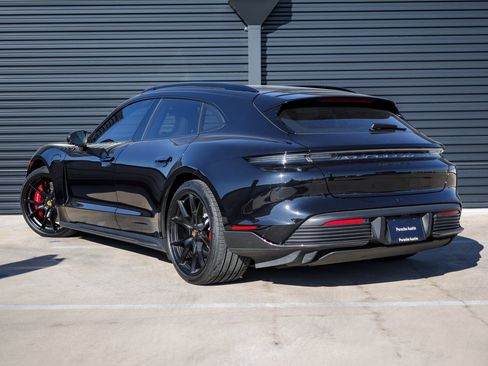 Certified 2024 Porsche Taycan GTS image 3