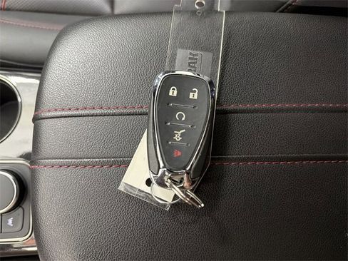 Certified 2023 Chevrolet Blazer RS w/ Driver Confidence II Package image 36