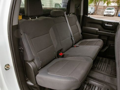 Used 2019 Chevrolet Silverado 1500 LT w/ Convenience Package AWD/4WD image 11