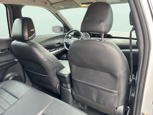 Used 2020 Nissan Kicks SR w/ SR Premium Package image 38