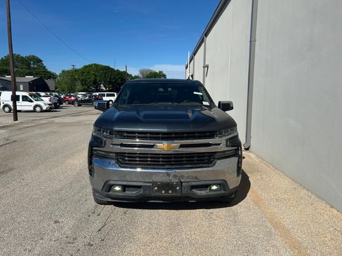 Used 2019 Chevrolet Silverado 1500 LT w/ Texas Edition image 9