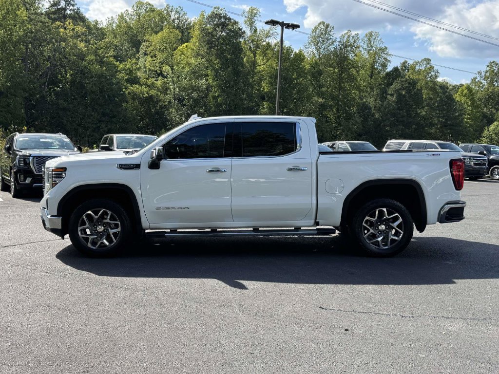 Used 2023 GMC Sierra 1500 SLT w/ SLT Premium Package AWD/4WD image 25