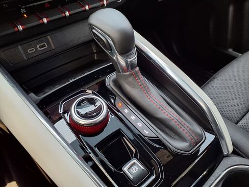 Used 2026 GMC Canyon AT4X image 12