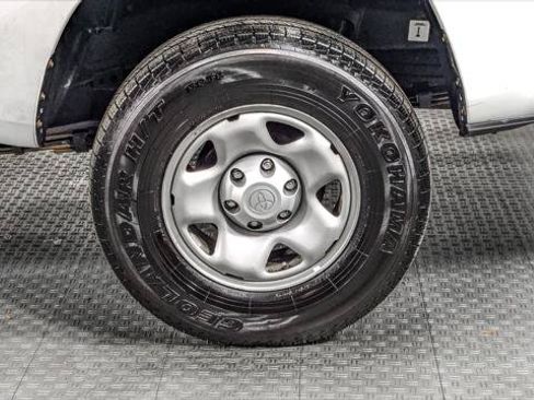 Used 2019 Toyota Tacoma SR RWD image 31