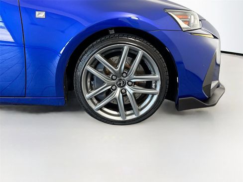 Used 2018 Lexus IS 300 F Sport w/ F Sport Package RWD image 33