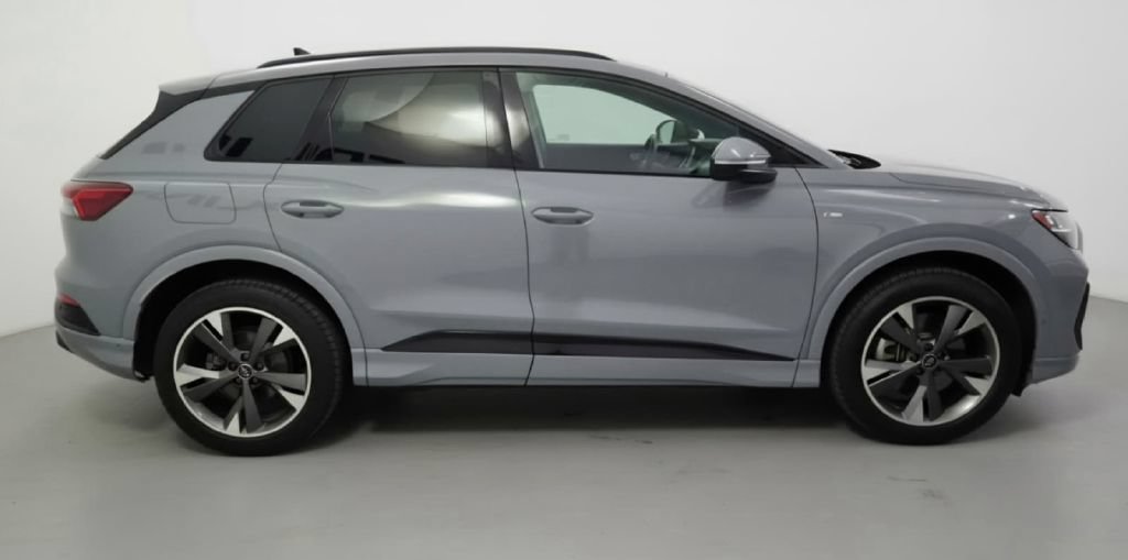Used 2023 Audi Q4 e-tron Prestige w/ Black Optic Package AWD/4WD image 5