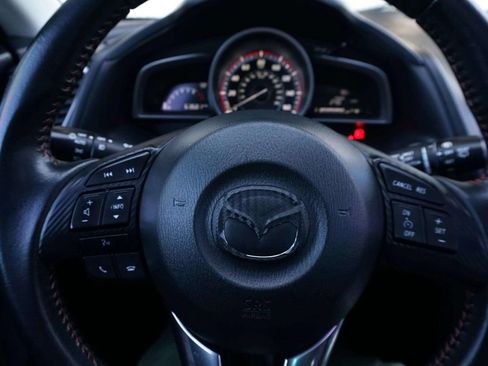 Used 2016 MAZDA MAZDA3 i Touring w/ Popular Equipment Package FWD image 32