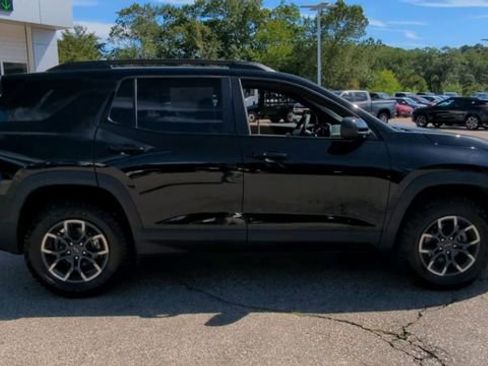 New 2026 Chevrolet Equinox ACTIV w/ Convenience Package III image 9