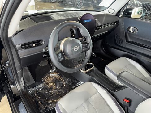 Used 2025 MINI Cooper S FWD image 16
