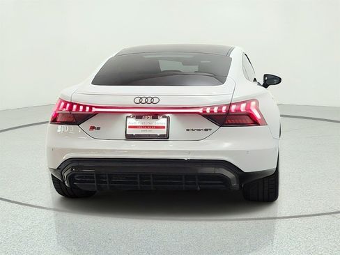 Used 2022 Audi RS e-tron GT w/ Carbon Performance Package AWD/4WD image 6