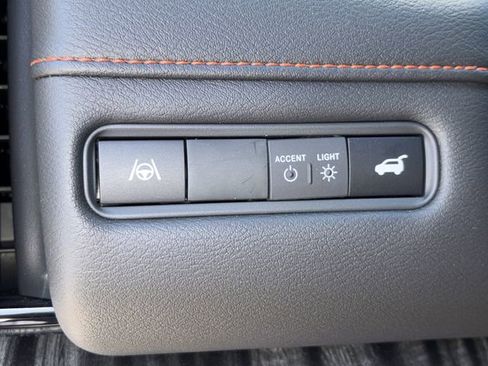 New 2025 Nissan Armada PRO-4X w/ Pro-4X Premium Package AWD/4WD image 16