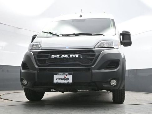 Used 2025 RAM ProMaster 2500 w/ Convenience Group image 33