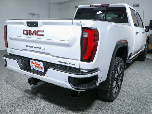 Used 2024 GMC Sierra 2500 Denali w/ Denali Reserve Package AWD/4WD image 7