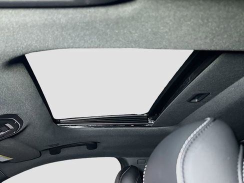 New 2025 Jeep Grand Cherokee L Altitude image 25