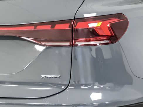 New 2025 Audi Q6 e-tron Premium Plus image 26