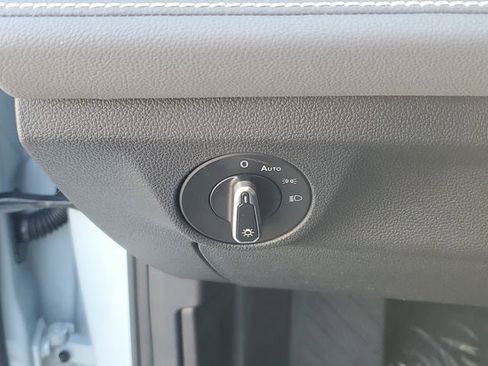 New 2026 Volkswagen Jetta SEL image 27