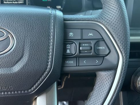 Used 2026 Toyota Tacoma TRD Sport AWD/4WD image 15