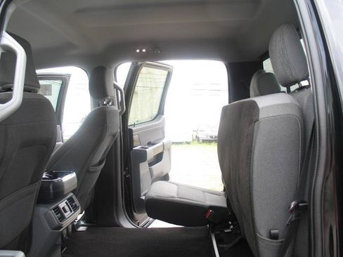 Used 2022 Ford F150 XLT w/ Equipment Group 302A High AWD/4WD image 38