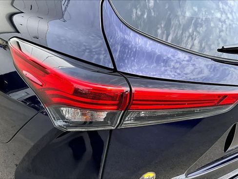 Used 2020 Toyota Highlander Platinum AWD/4WD image 31