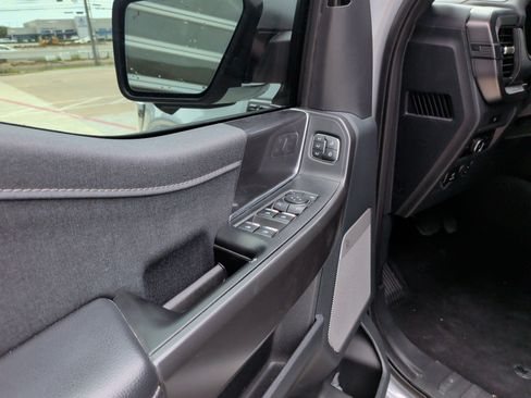 Used 2025 Ford F150 Lariat AWD/4WD image 15