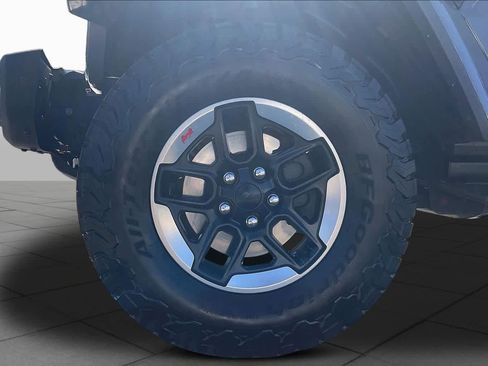 Used 2019 Jeep Wrangler Unlimited Rubicon AWD/4WD image 9