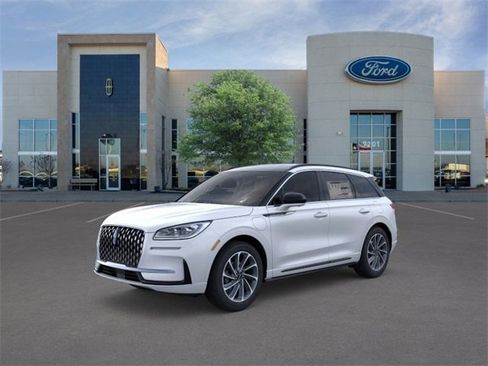 New 2025 Lincoln Corsair Grand Touring image 1