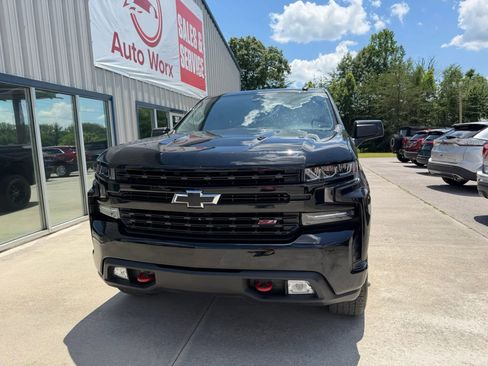 Used 2020 Chevrolet Silverado 1500 LT Trail Boss w/ Midnight Edition AWD/4WD image 32