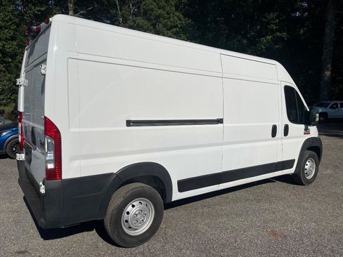 Used 2021 RAM ProMaster 2500 w/ Interior LED Lighting Group FWD image 5