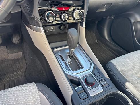 Used 2024 Subaru Forester Premium image 19