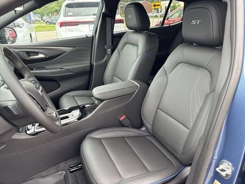 New 2026 Buick Envista Sport Touring w/ Convenience I Package FWD image 11
