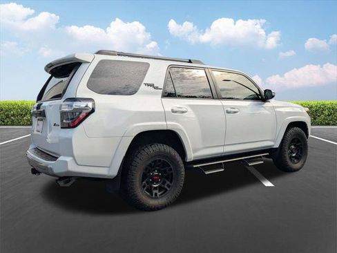 Certified 2024 Toyota 4Runner TRD Off-Road Premium w/ Moonroof Package AWD/4WD image 2