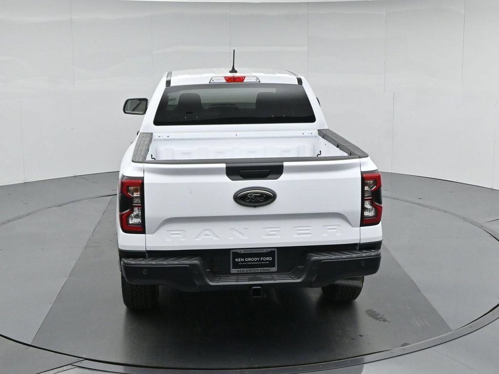 New 2026 Ford Ranger XLT w/ Black Appearance Package AWD/4WD image 38