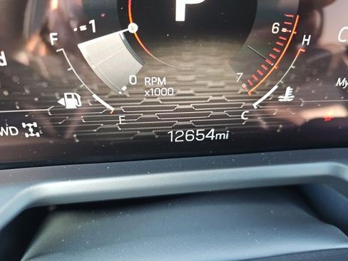 Certified 2025 GMC Acadia Elevation image 25