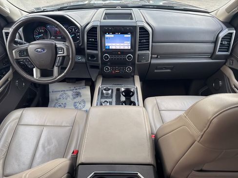 Certified 2019 Ford Expedition XLT w/ Equipment Group 202A image 25
