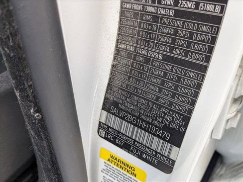 Used 2017 Land Rover Range Rover Evoque SE Premium image 20