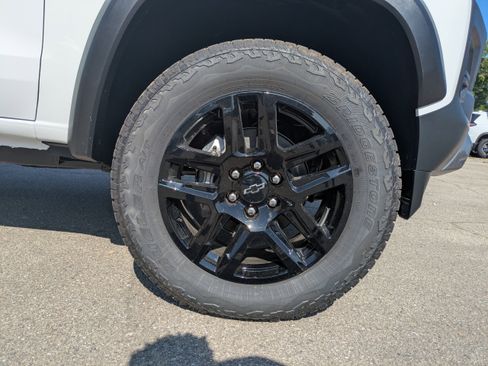 New 2025 Chevrolet Colorado Trail Boss image 11