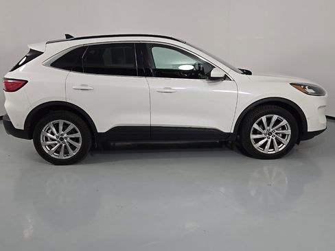 Used 2021 Ford Escape Titanium w/ Titanium Elite Package image 6