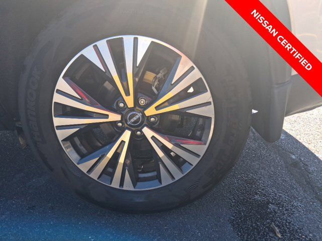 Certified 2023 Nissan Rogue SV w/ SV Premium B Package AWD/4WD image 21