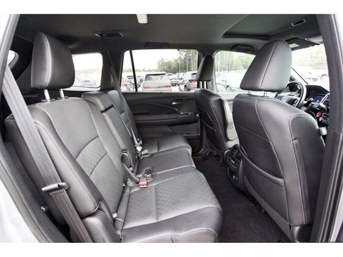 Used 2021 Honda Passport Touring image 10