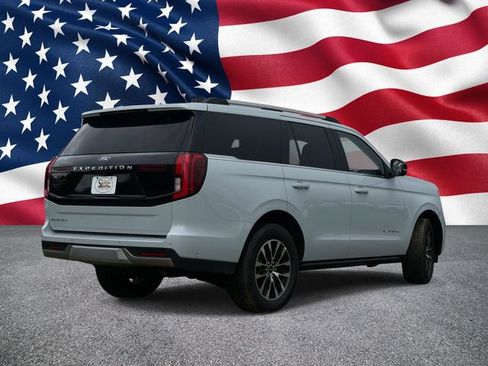 Certified 2025 Ford Expedition Platinum AWD/4WD image 7